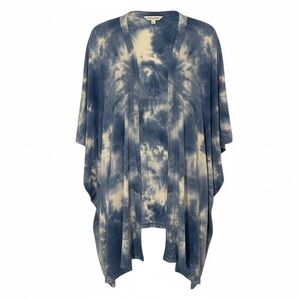 Chic Blue and Cream Tie-Dye Kimono